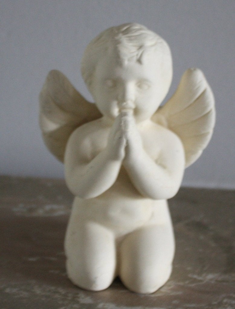 stenen cremen engel beeldje, Diversen, Kerst, Ophalen of Verzenden, Gebruikt