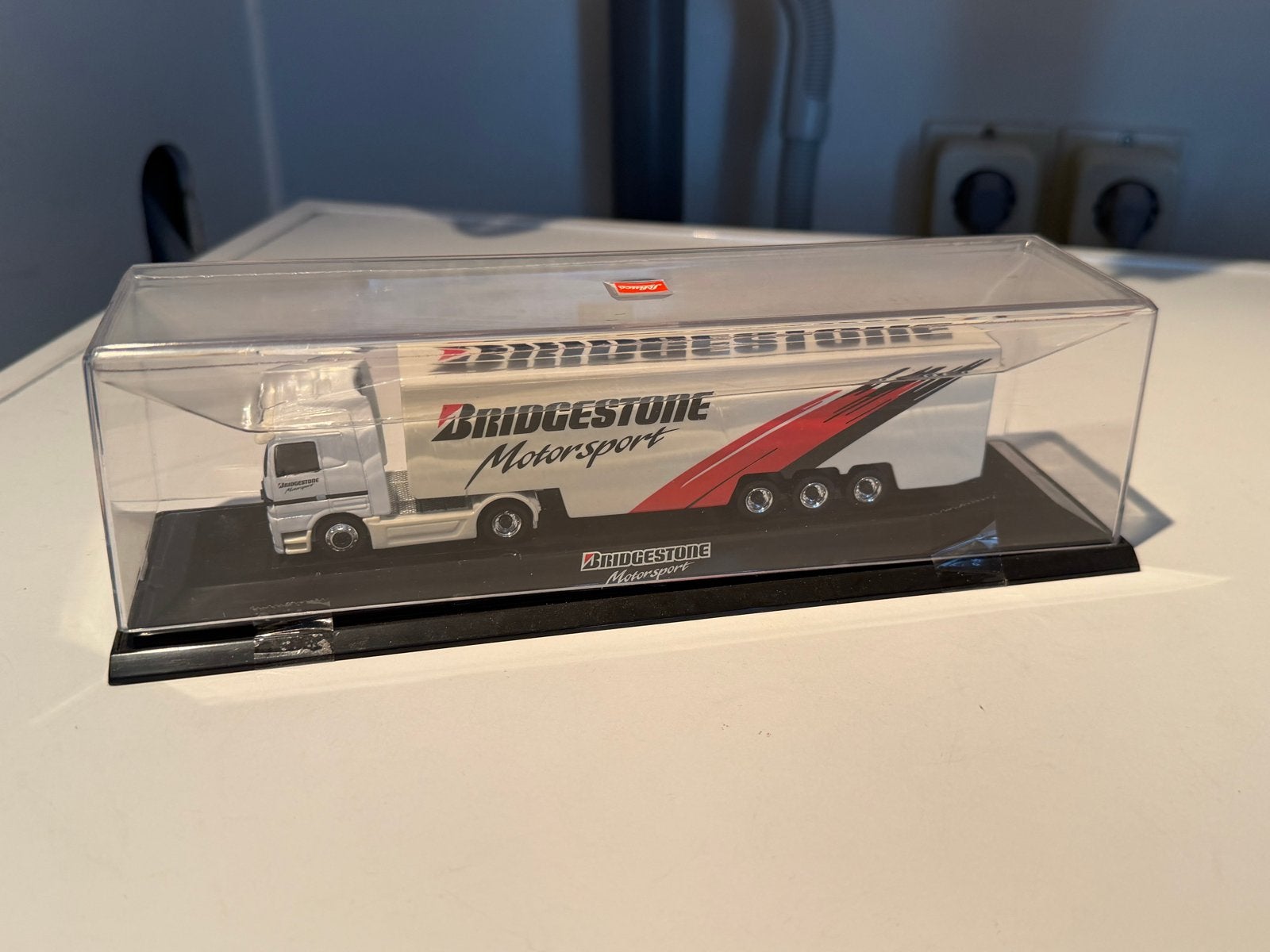 Schuco Bridgestone Motorsport vrachtwagen model, Ophalen of Verzenden, Zo goed als nieuw, Bus of Vrachtwagen