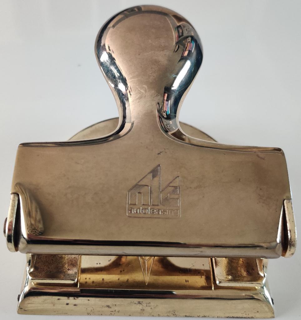 Vergulde 23karat perforator EL CASCO, Ophalen, Gebruikt