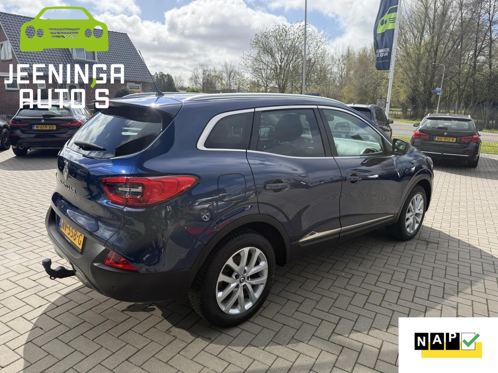 Renault Kadjar TCe 130 Intens|Camera|Dodehoek|ElekTrekhaak|N, Kadjar, Stof, Gebruikt, 4 cilinders