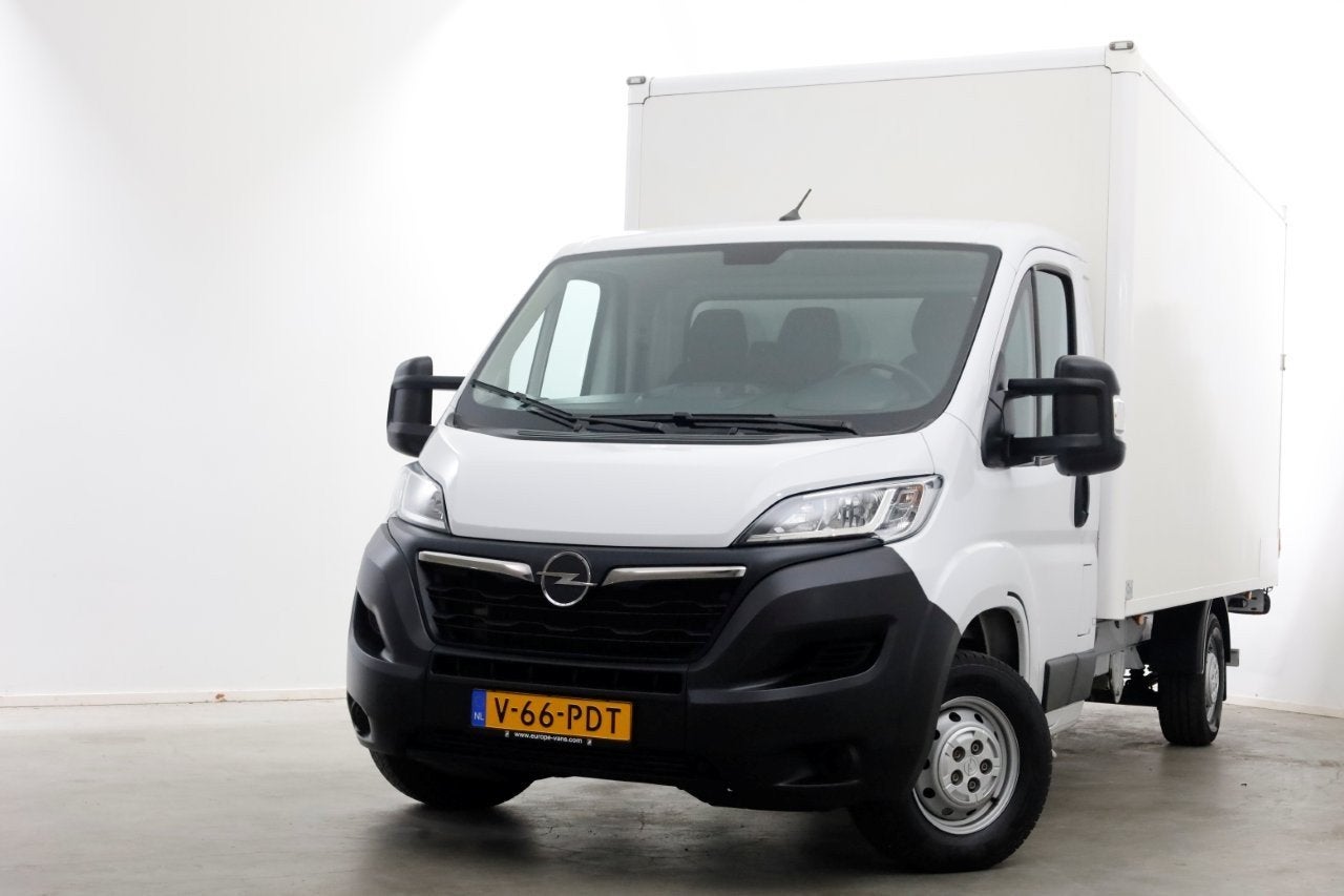 Opel Movano 2.2D 140pk Bakwagen met laadklep 1.060kg laadver, Auto's, Voorwielaandrijving, Dealer onderhouden, Gebruikt, Euro 6