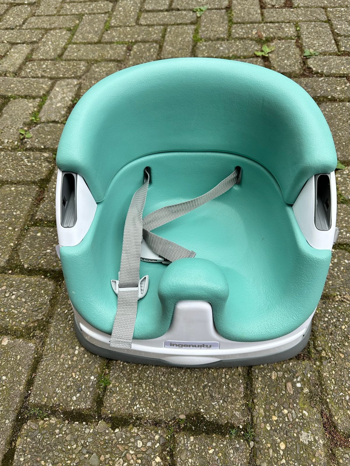 Ingenuity Baby Base 2-in-1 Stoelverhoger met Eetblad, Ophalen of Verzenden, Zo goed als nieuw, Overige typen, Afneembaar eetblad