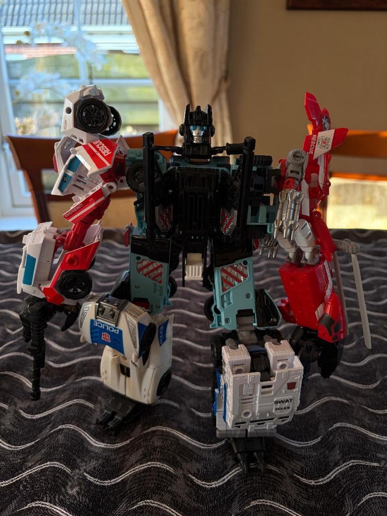 Transformers combiner wars Defensor, Verzamelen, Transformers, Zo goed als nieuw, Overige generaties, Autobots, Ophalen of Verzenden