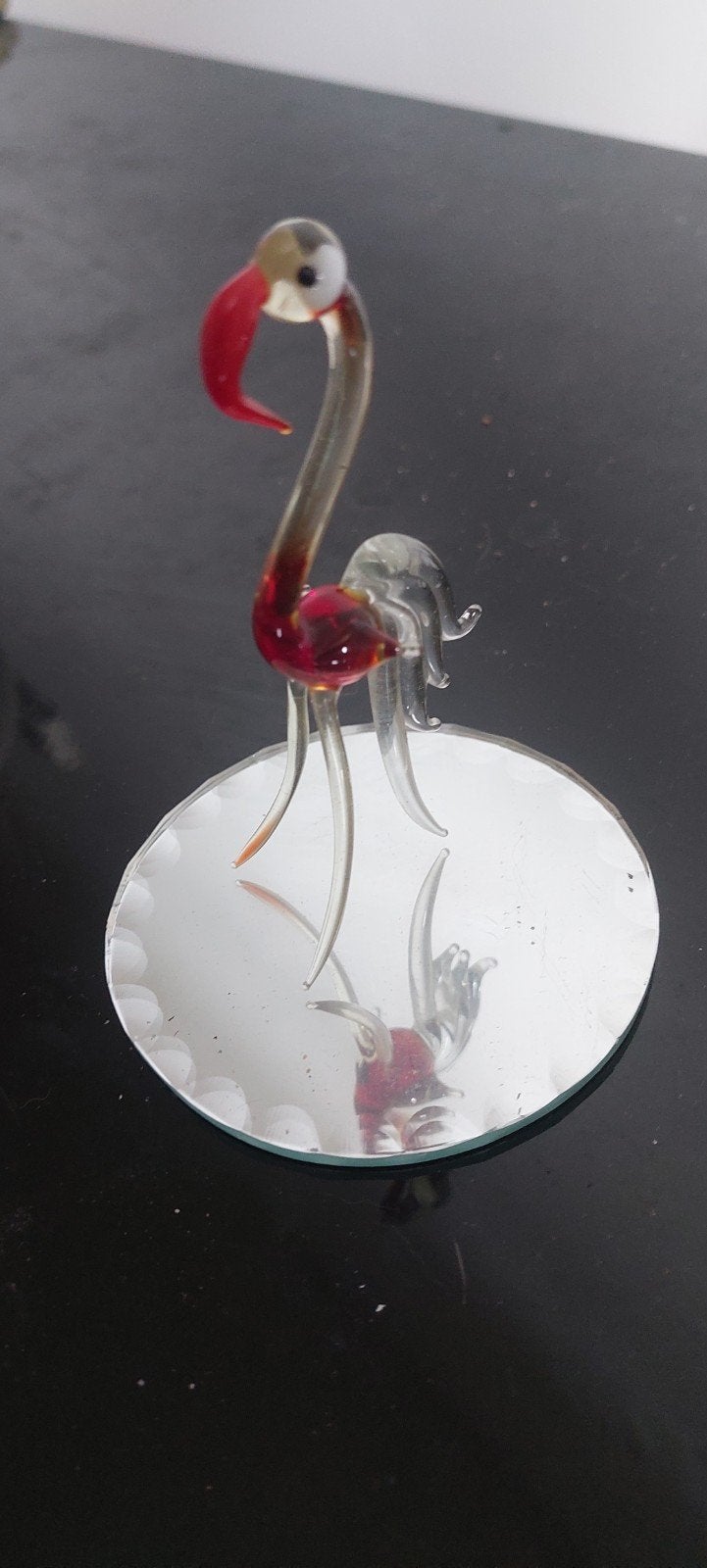 Glazen Flamingo Beeldje op Spiegelvoet, Antiek en Kunst, Ophalen of Verzenden