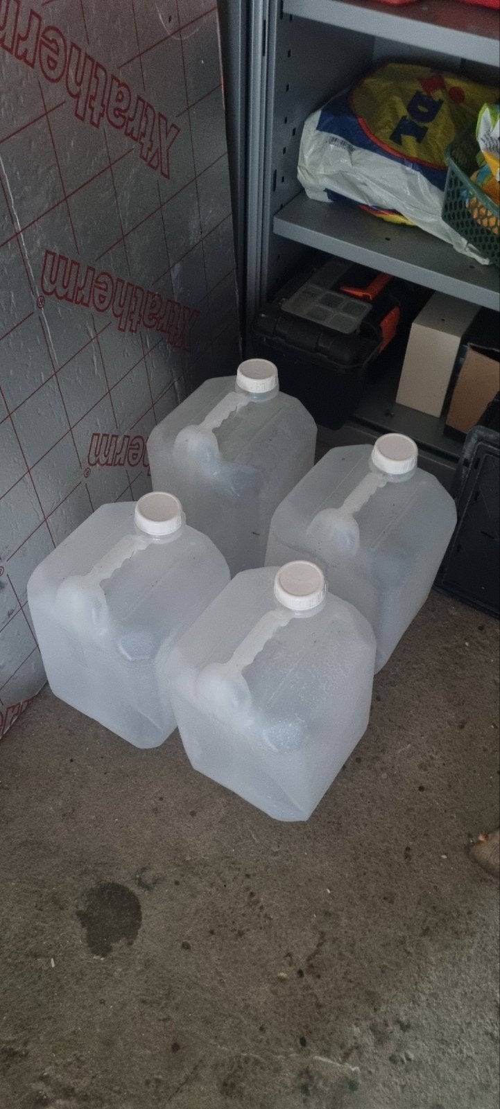 4 x jerrycan   15 liter, Auto-onderdelen, Brandstofsystemen, Ophalen of Verzenden, Nieuw