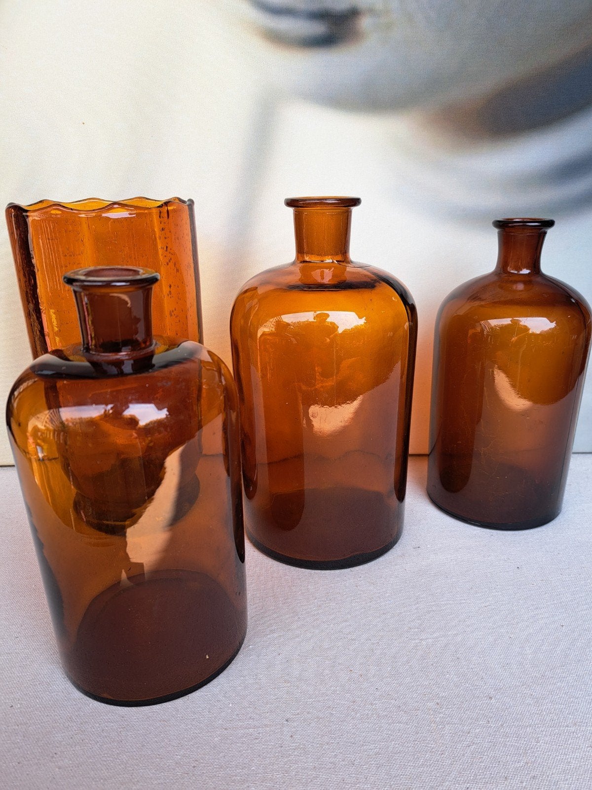 Vintage bruine glazen flessen en vaas - Apothekersstijl
Set, Ophalen of Verzenden, Zo goed als nieuw, Glas