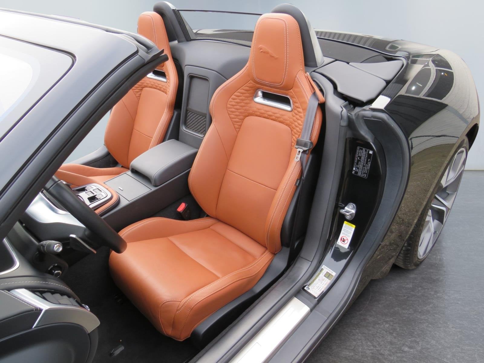 Jaguar F-TYPE P450 RWD R-Dynamic ex. BPM, Auto's, Automaat, Dealer onderhouden, Achterwielaandrijving, Cabriolet