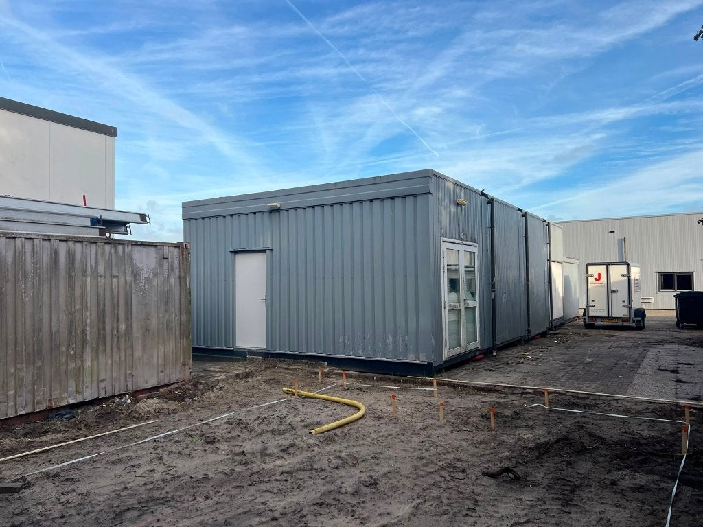 Gebruikte "de meeuw" units lxbxh = 6,15mx2,53mx3.26m., Ophalen