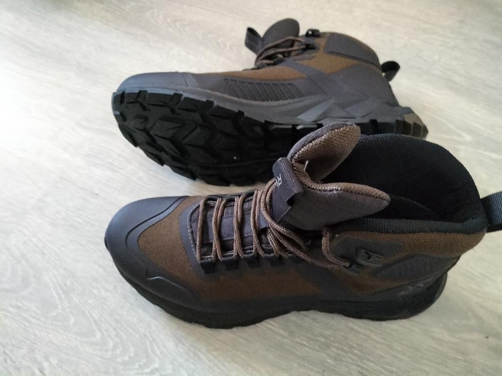 Revolution race hike trail schoen !NIEUWE!, Overige kleuren, Nieuw, Ophalen of Verzenden, Wandelschoenen of Bergschoenen