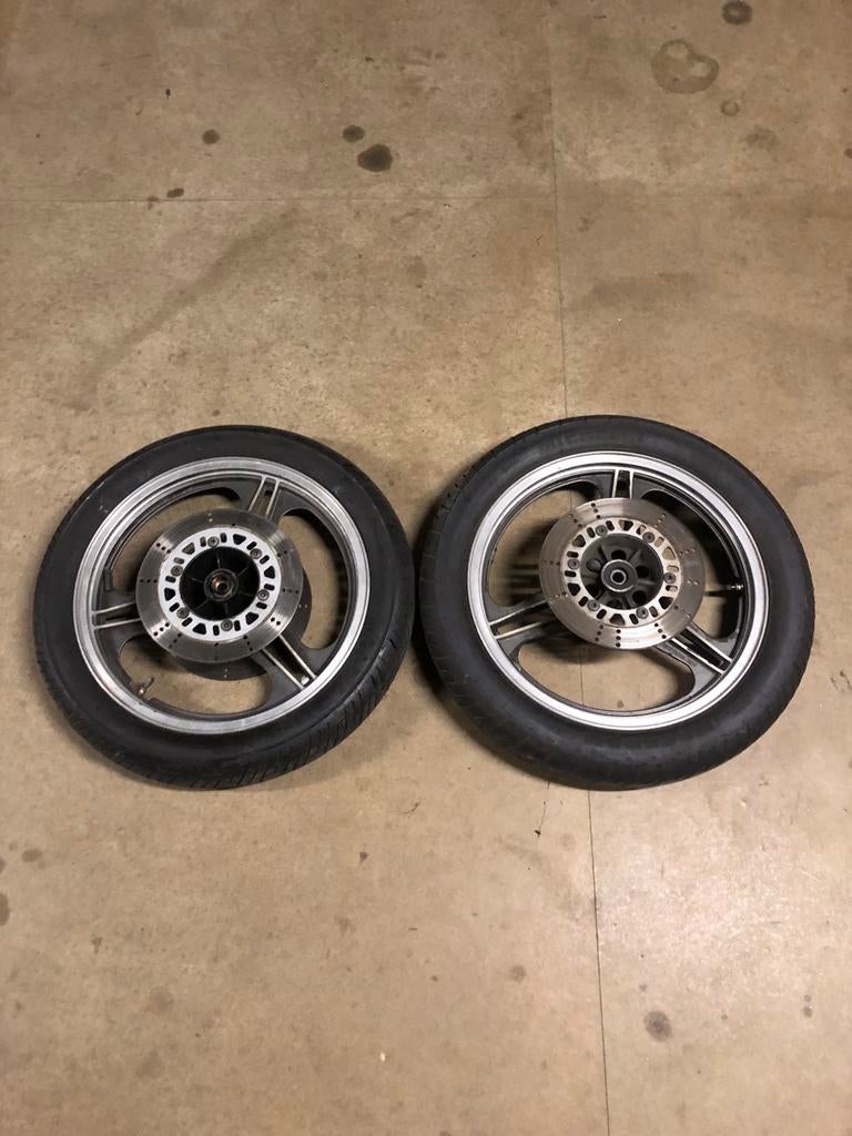 Kawasaki GPZ 400 1985-1989 set wielen/velgen, Gebruikt, ., Ophalen of Verzenden, .