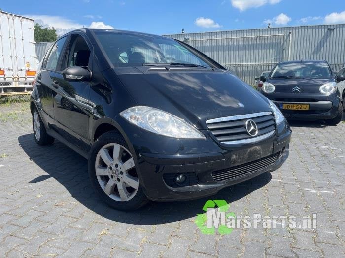 Fusee rechts-voor van een Mercedes A-Klasse, Gebruikt, -, Ophalen of Verzenden, -