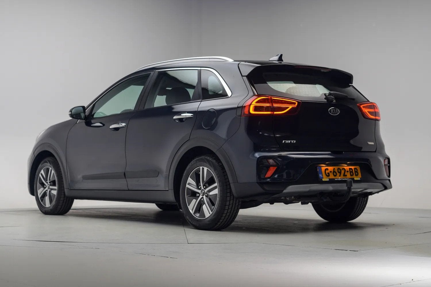 Kia Niro 1.6 GDi Hybrid DynamicLine Aut. [ Navi Camera Adapt, Automaat, Gebruikt, Blauw, 1390 kg