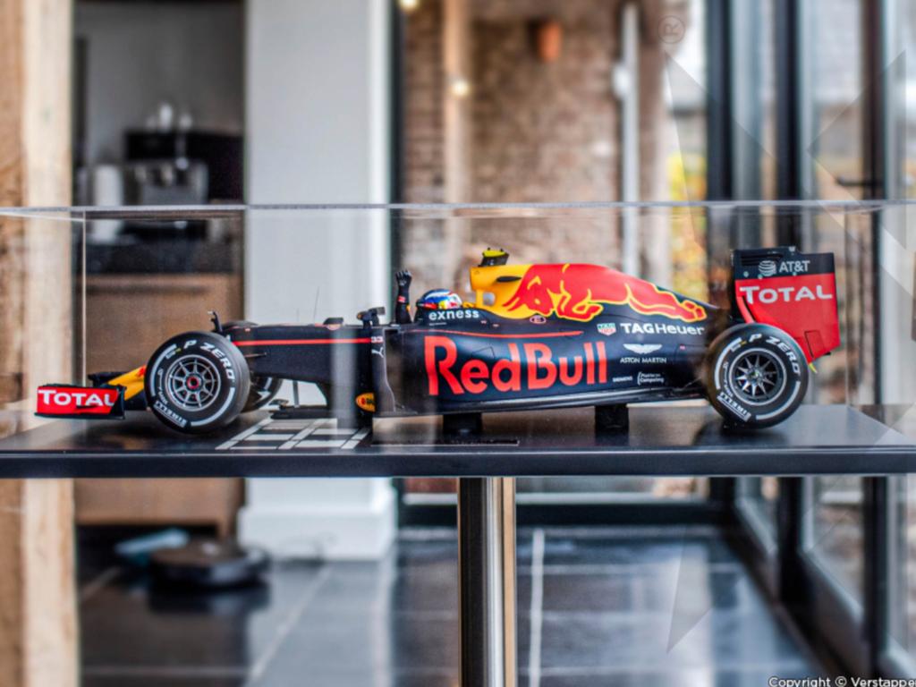 Te koop mooie 1:8 Max Verstappen, Ophalen, Auto