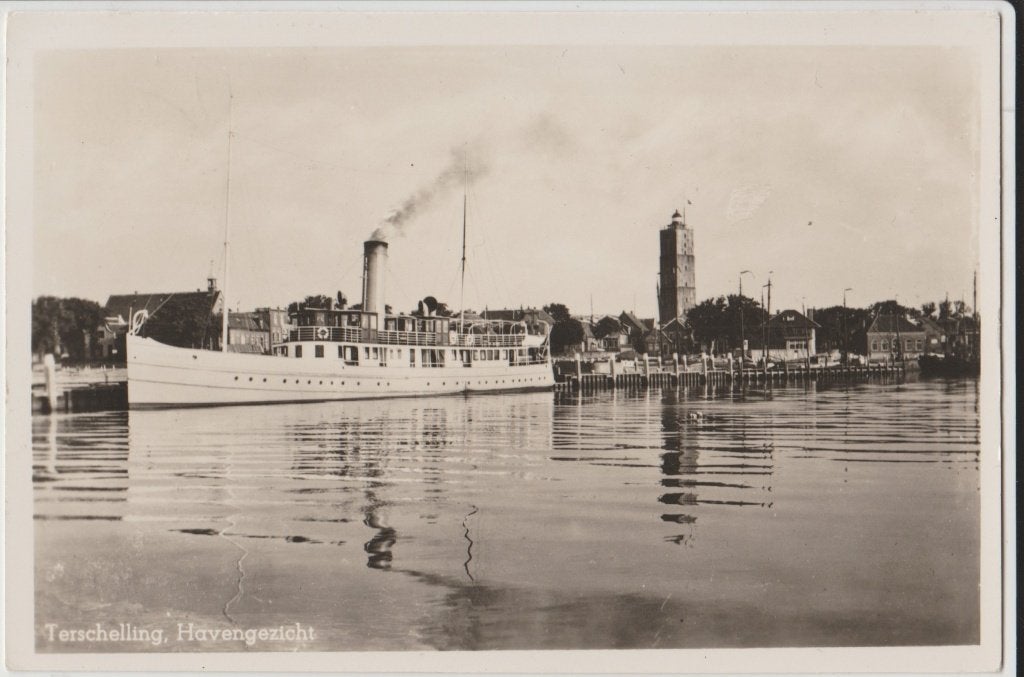 1950 ? terschelling havengezicht haven schip boot wadden, Ophalen of Verzenden, Voor 1920, Gelopen, Waddeneilanden