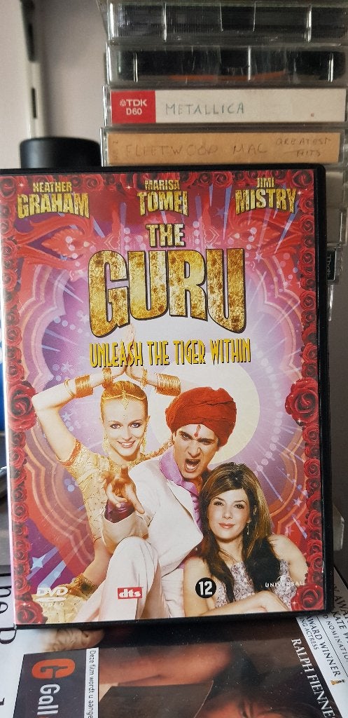 dvd The guru (Z227-393), Ophalen of Verzenden, Zo goed als nieuw