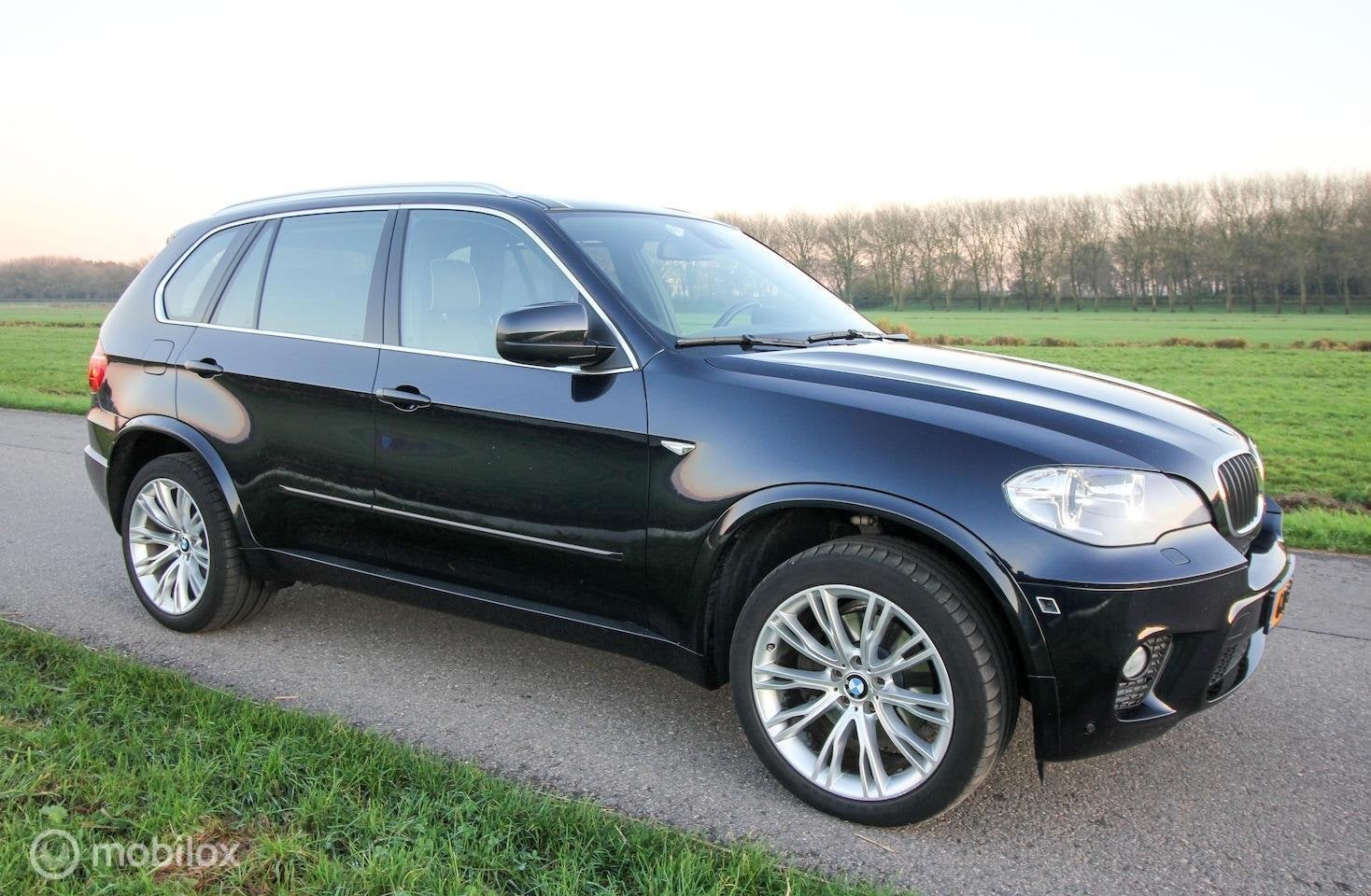BMW X5 3.5i High Executive M-sportpakket E70 LCI Carbonschwa, Auto's, BMW, Euro 5, Gebruikt, X5, Automatische klimaatregeling