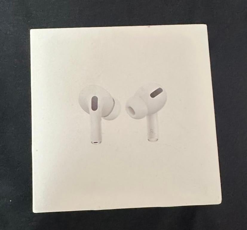 Gebruikte Apple Airpods Pro - Opladen via MagSafe