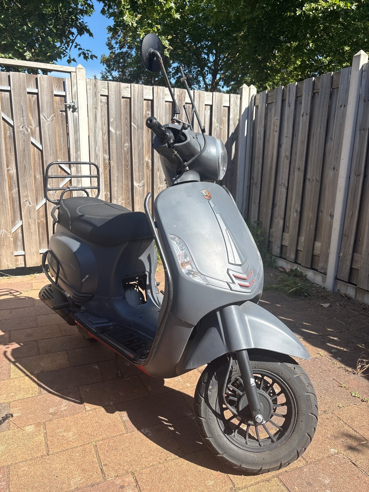 La Souris Scooter - Grijs, Goed Onderhouden, Fietsen en Brommers, Ophalen, Gebruikt, Overige modellen, Maximaal 45 km/u