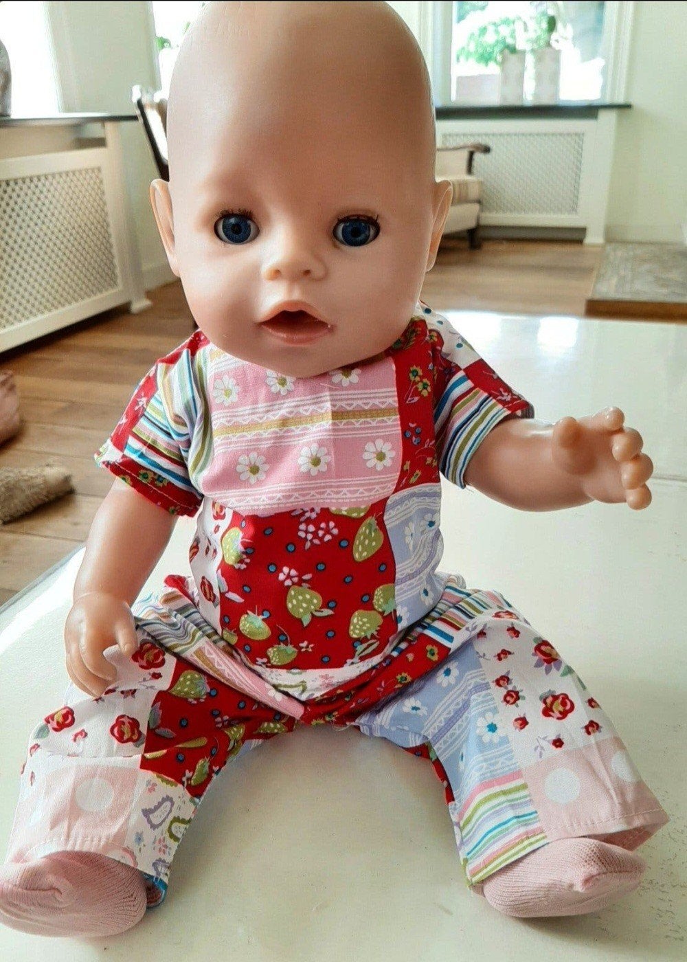 mooie gekleurde bloem aardbei set baby born pop 43cm, Ophalen of Verzenden, Nieuw, Babypop