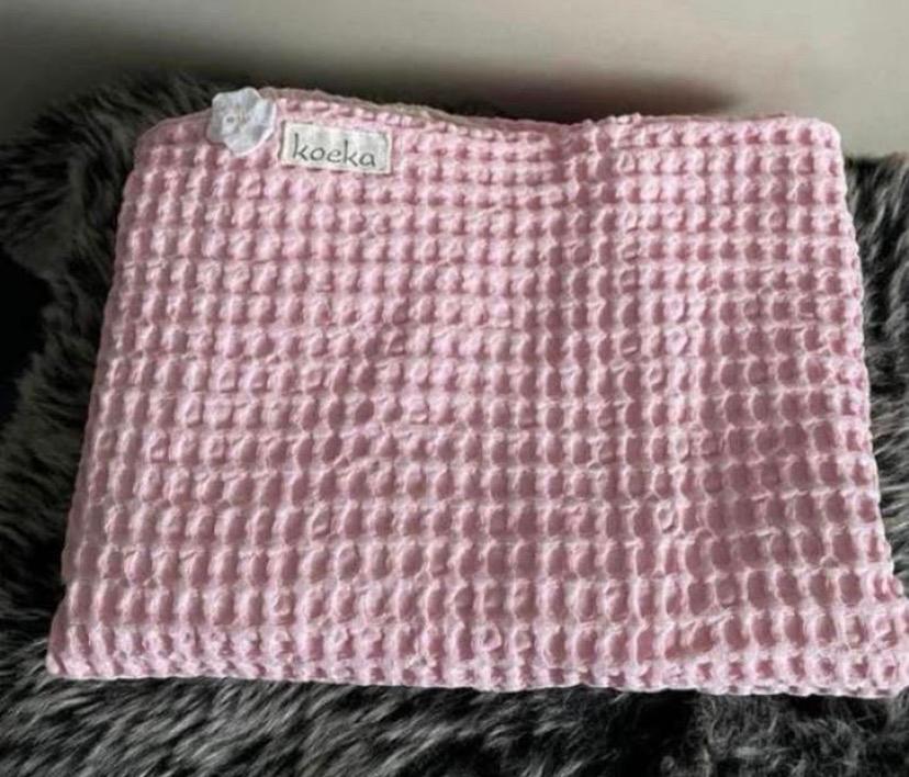 Koeka deken waffel roze 100 x 85 In goede staat !, Verzenden, Zo goed als nieuw, 100 cm of meer, Deken
