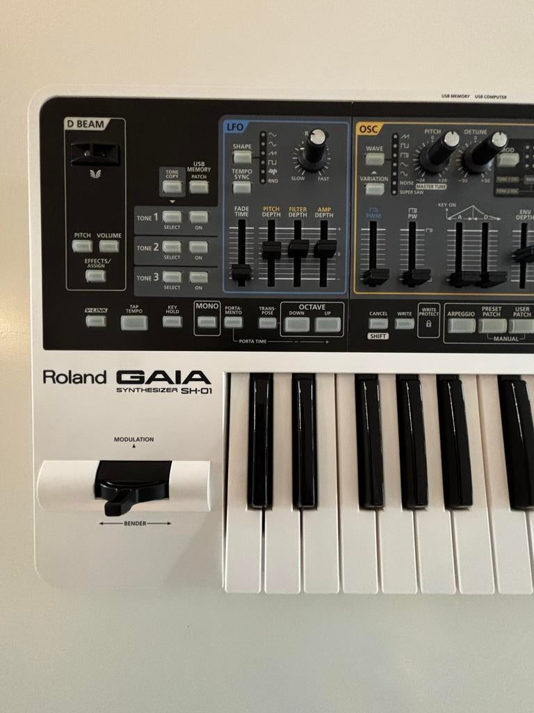 Roland Gaia SH-01 Synthesizer, Muziek en Instrumenten, Synthesizers, Ophalen, Gebruikt, Roland, Overige aantallen