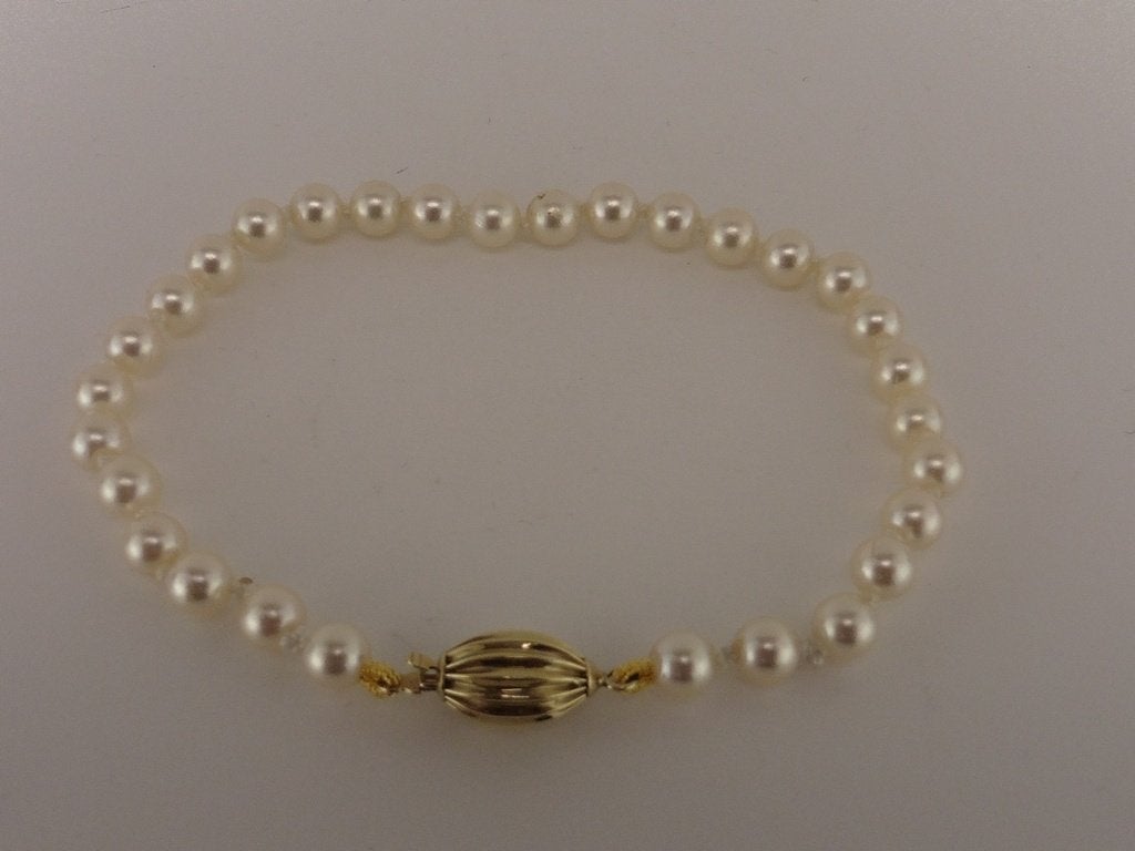 Parel armband met gouden slot                            D53, Overige materialen, Gebruikt, Overige kleuren, .
