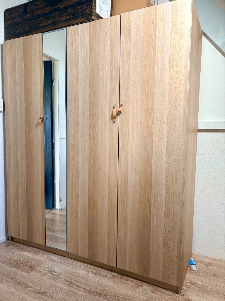 IKEA VIKEDAL kledingkast, Huis en Inrichting, Ophalen, Gebruikt, Met lade(s), 150 tot 200 cm