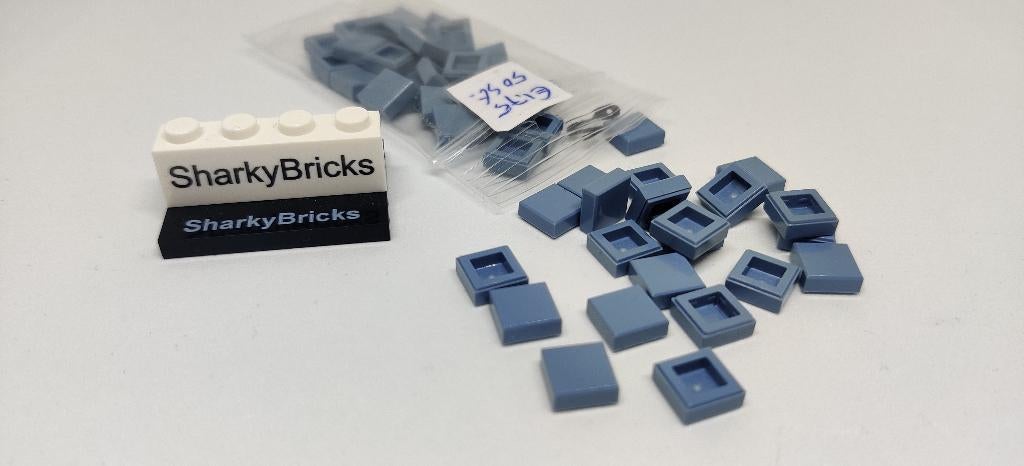 Lego Tile Dots Vierkant Sand Blue per 50 stuks (Nieuw), Lego Systems A/S, Overige thema's, Lego, Aastvej 1 7190 Billund Denemarken