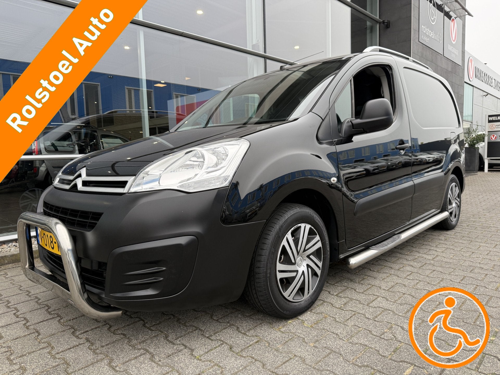 Citroën Berlingo Rolstoelauto / Scootmobielauto 1.6 BlueHDI, Auto's, Bestelauto's, Gebruikt, 4 cilinders, Citroën, Zwart