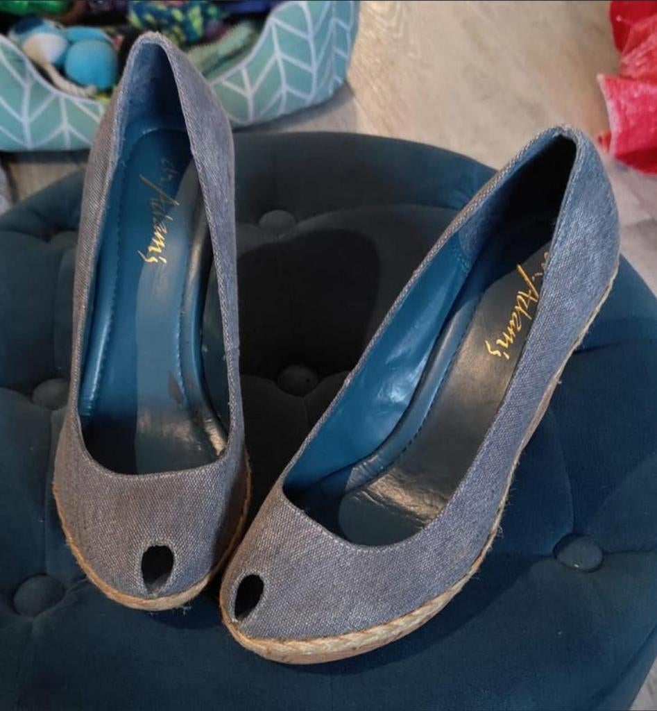 Pumps met sleehak Dr Adam's maat 38, Ophalen of Verzenden, Zo goed als nieuw