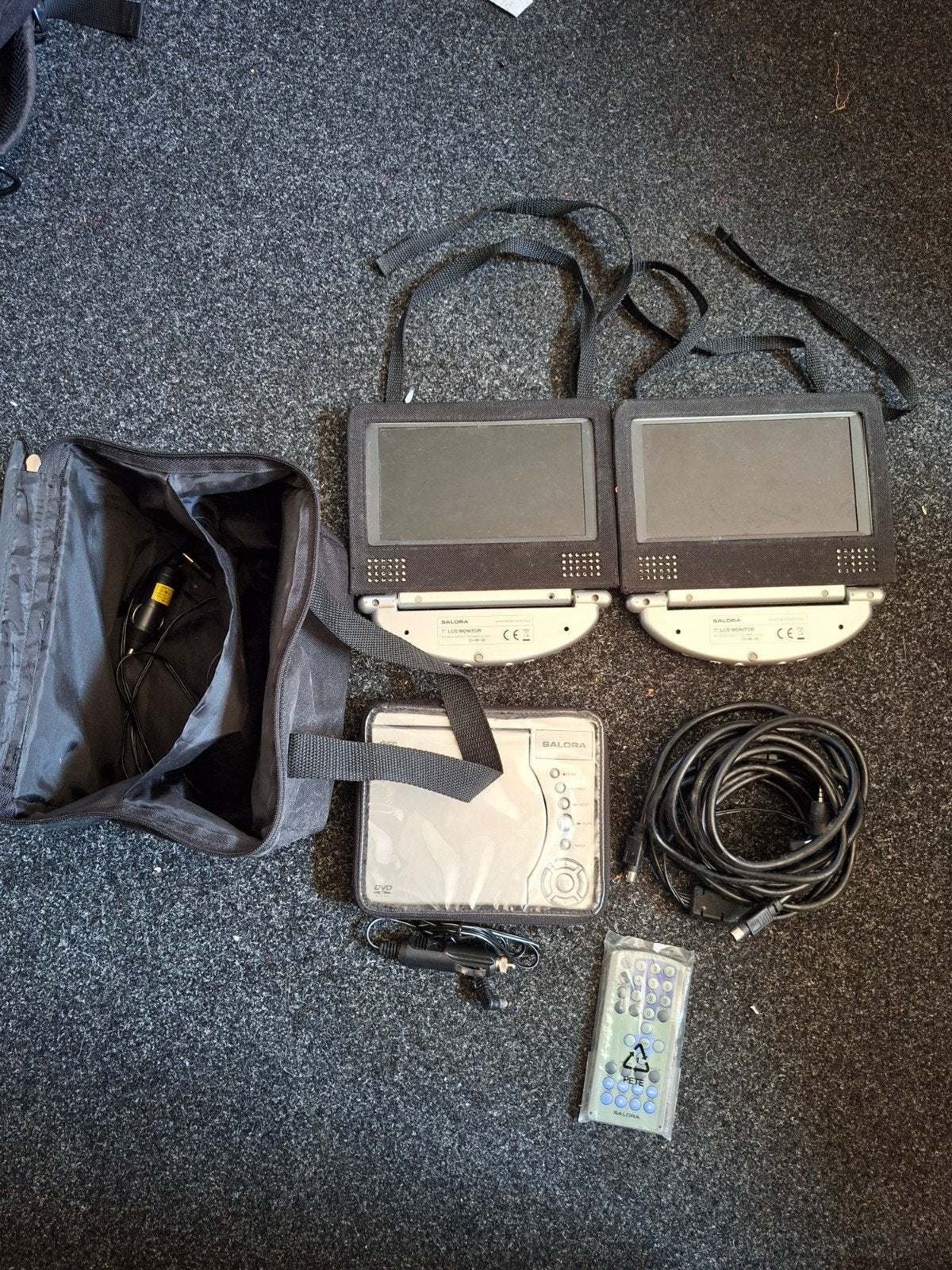 Salora DVP-7020 draagbare DVD-speler met 2 schermen, Gebruikt, Draagbaar, Ophalen of Verzenden, Overige merken