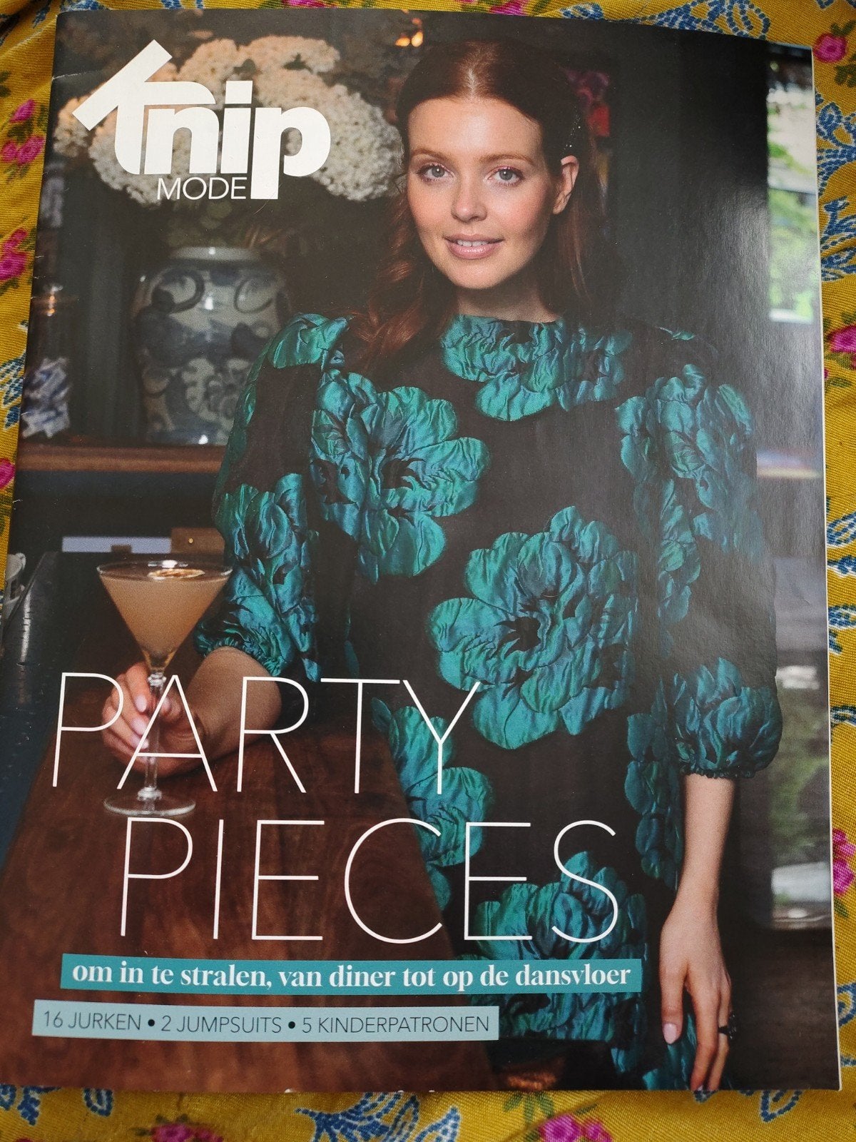 knip, Hobby en Vrije tijd, Kledingpatronen, Ophalen of Verzenden, Zo goed als nieuw, Vrouw, Knipmode