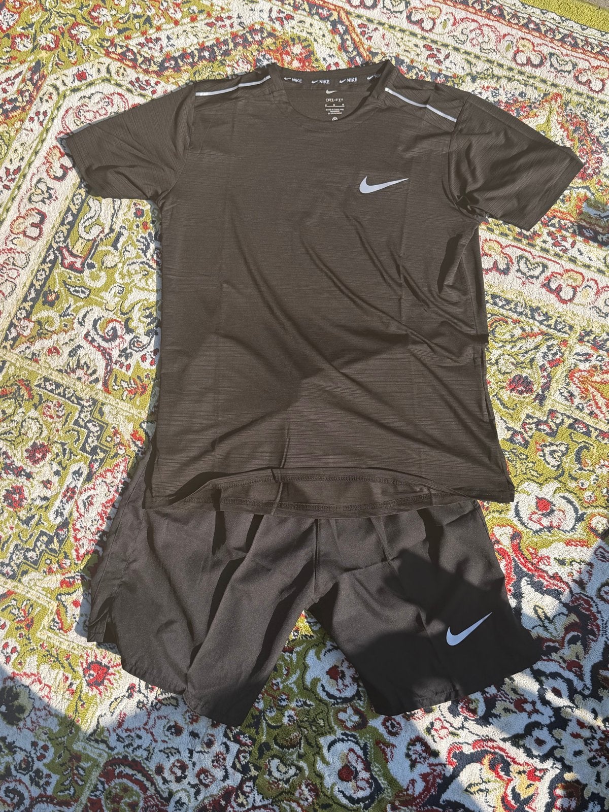 Nike Miller Zomer Pak Maat M - Nieuw met labels, Maat 48/50 (M), Zwart, Nieuw, Ophalen of Verzenden