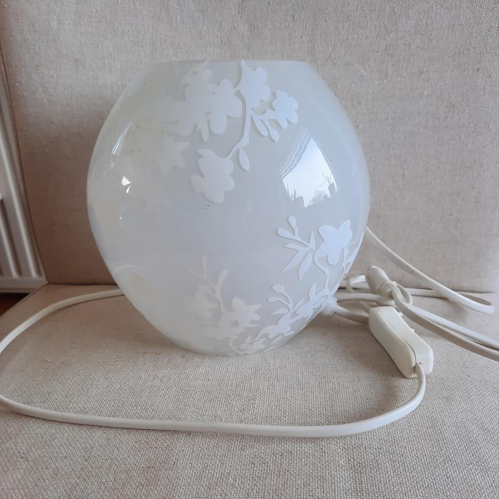 Ikea tafellamp Knubbing, Ophalen of Verzenden, Zo goed als nieuw, Glas, Minder dan 50 cm