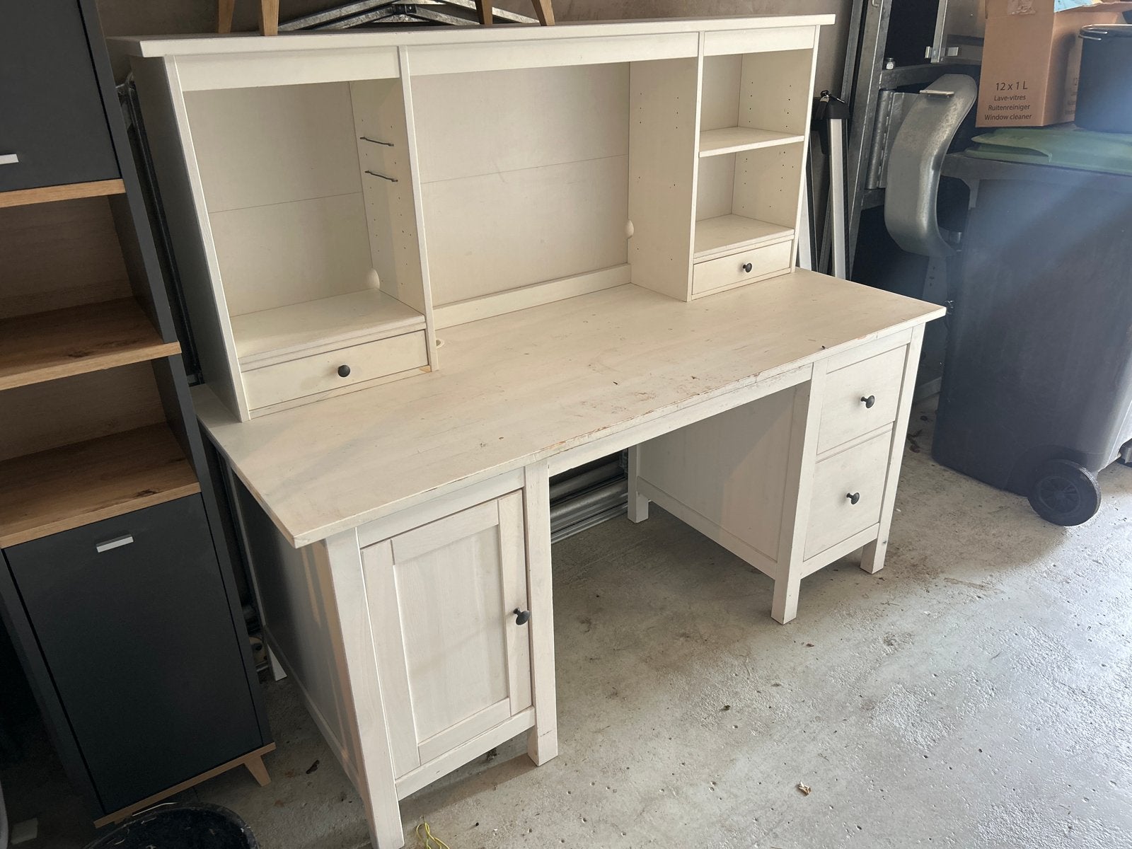 Wit houten bureau met opbouw en lades, Ophalen, Gebruikt, Overige merken, Computerbureau