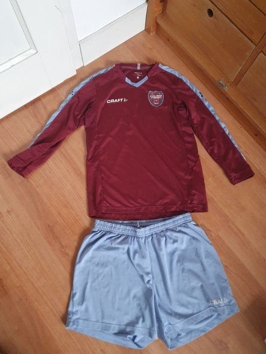 Voetbal tenue Zwaluwen Utrecht 158/164, Maat XS of kleiner, Ophalen of Verzenden, Gebruikt, Set