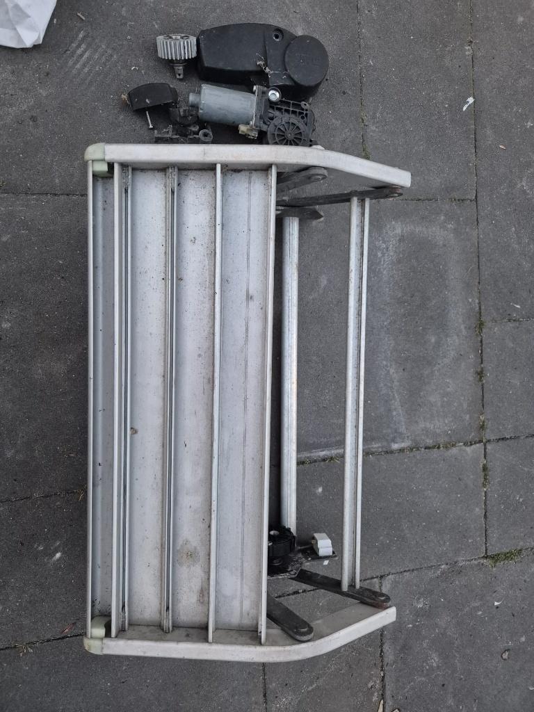 Thule Elektrische Opstap Camper / Caravan, Caravans en Kamperen, Camper-accessoires, Ophalen, Gebruikt