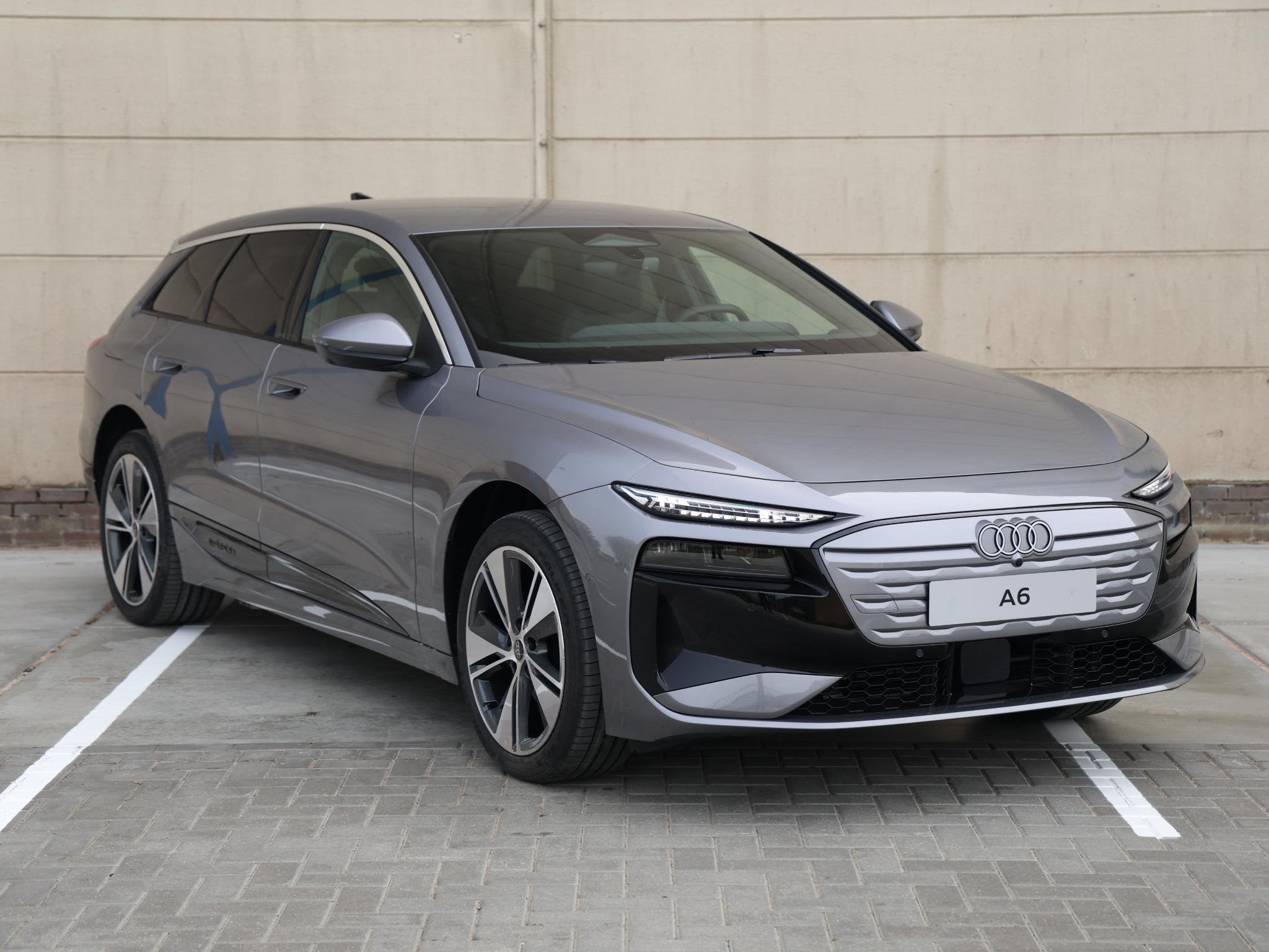 Audi A6 Avant Advanced edition e-tron 83 kWh | 286 PK | Spor, Auto's, Automaat, Achterwielaandrijving, Automatische klimaatregeling