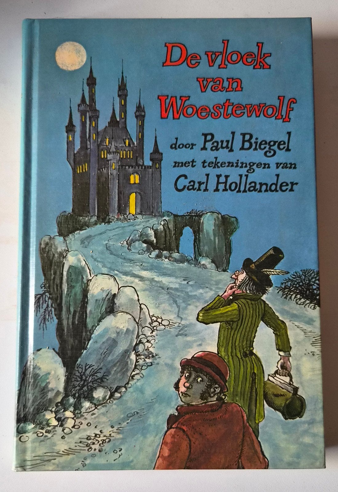 De vloek van Woestewolf - Paul Biegel (Sprookjes), Ophalen of Verzenden, Gelezen, Paul Biegel, Sprookjes