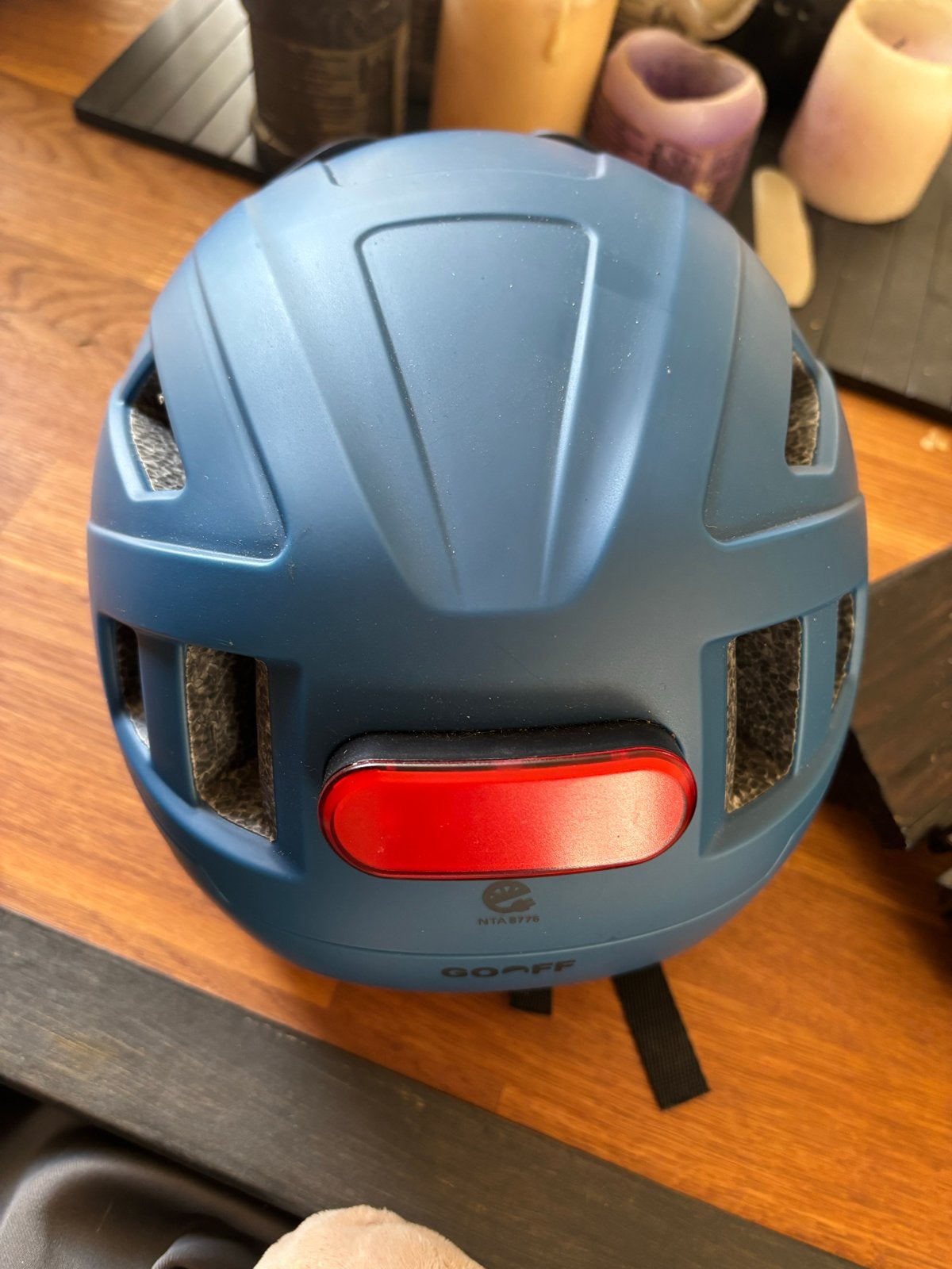 Foto 5 van GOOFF  speed pedelec helm met vizier en achterlicht - Blauw