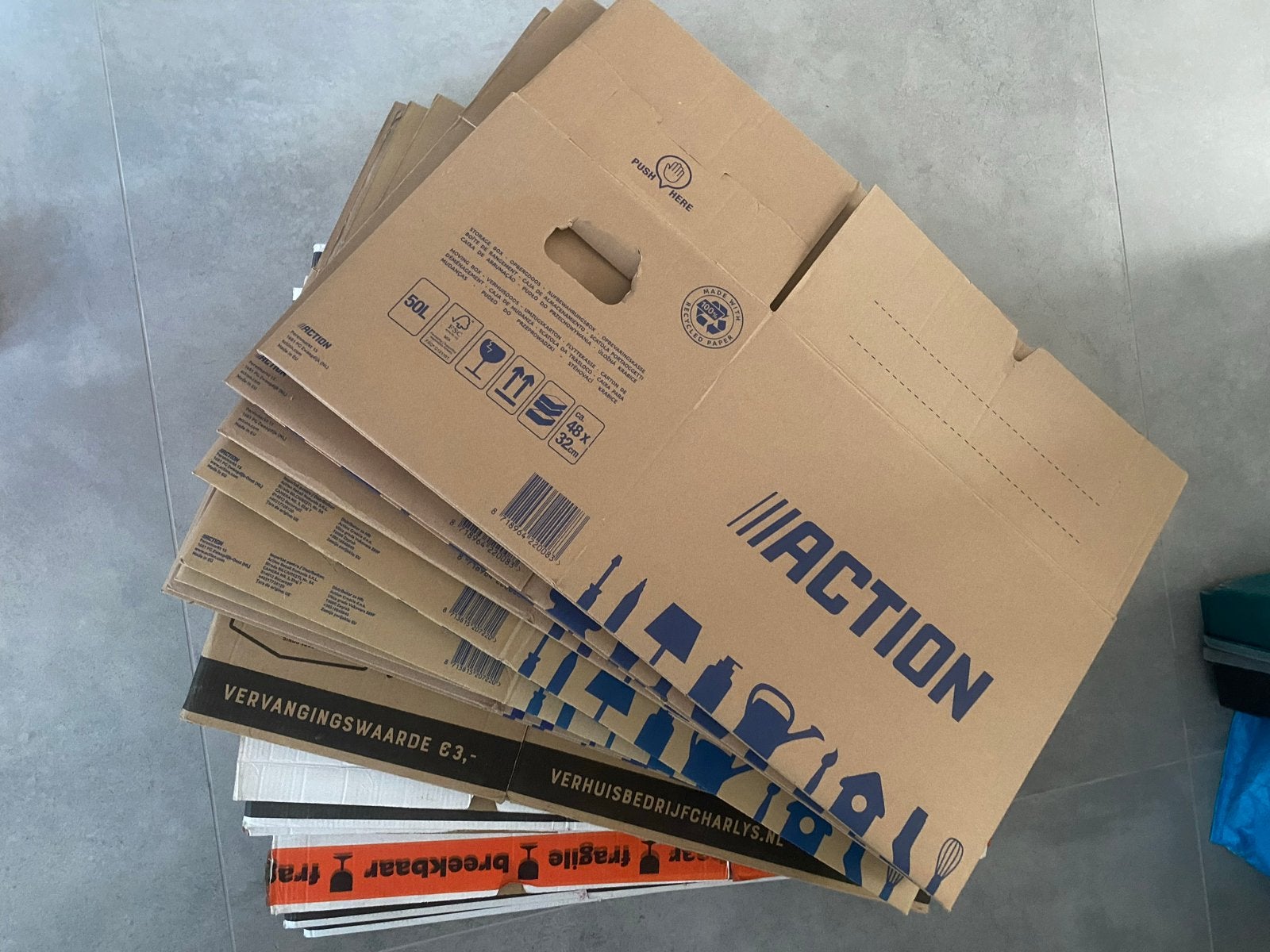 18 stevige verhuisdozen, Ophalen, Opvouwbaar, 50 tot 75 cm, Minder dan 40 cm