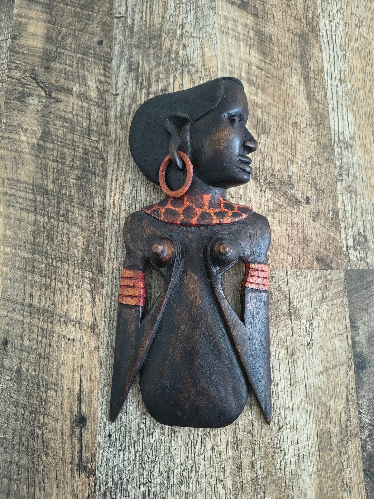 Hand gesneden houten wand sculptuur van Afrikaanse vrouw, Ophalen of Verzenden
