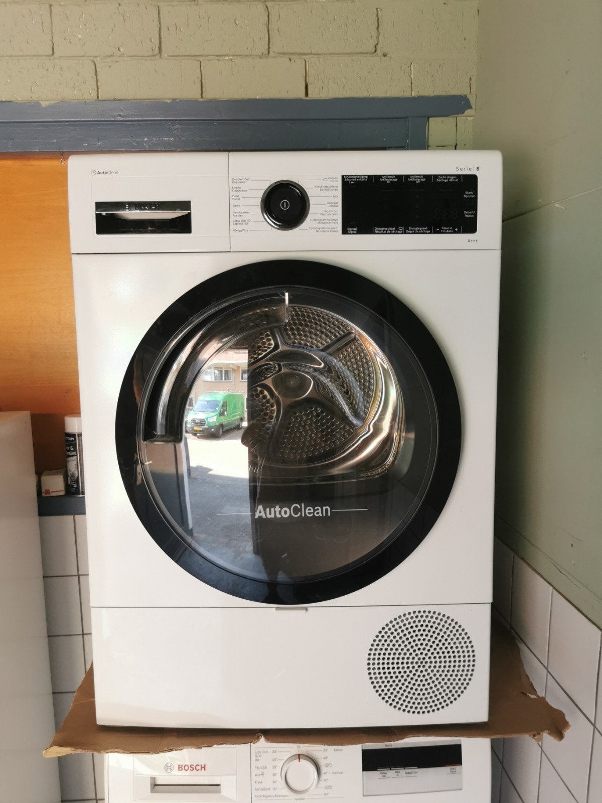 Te koop aangeboden: een Bosch Serie 8 warmtepompdroger,, Wolprogramma, Minder dan 85 cm, 8 tot 10 kg, Ophalen of Verzenden