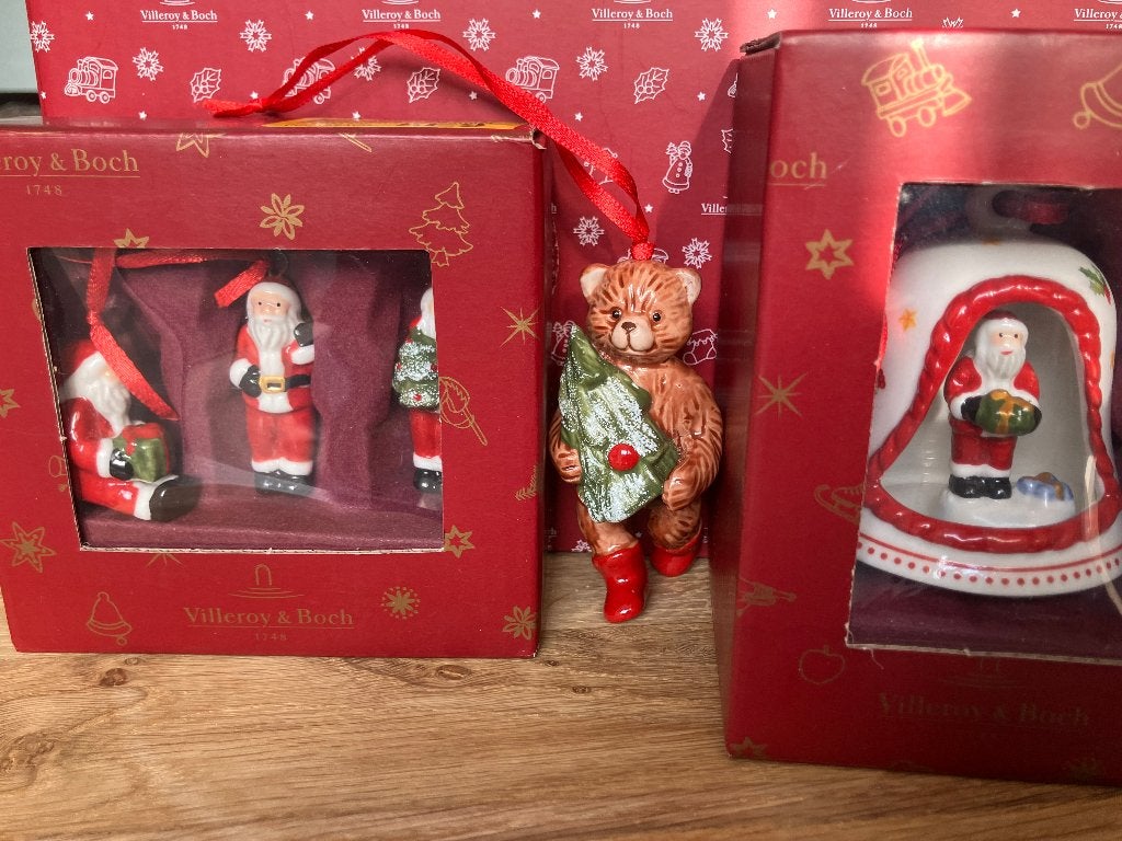 Villeroy & Boch Kerstmannen en Beer met boom, cadeau en meer, Ophalen, Nieuw