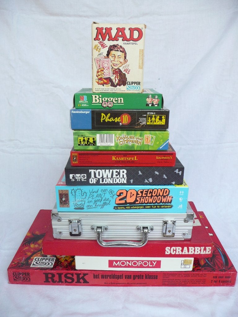 Spellen verzameling oa Risk, Monopoly, Scrabble, Biggen, Mad, Ophalen of Verzenden, Zo goed als nieuw