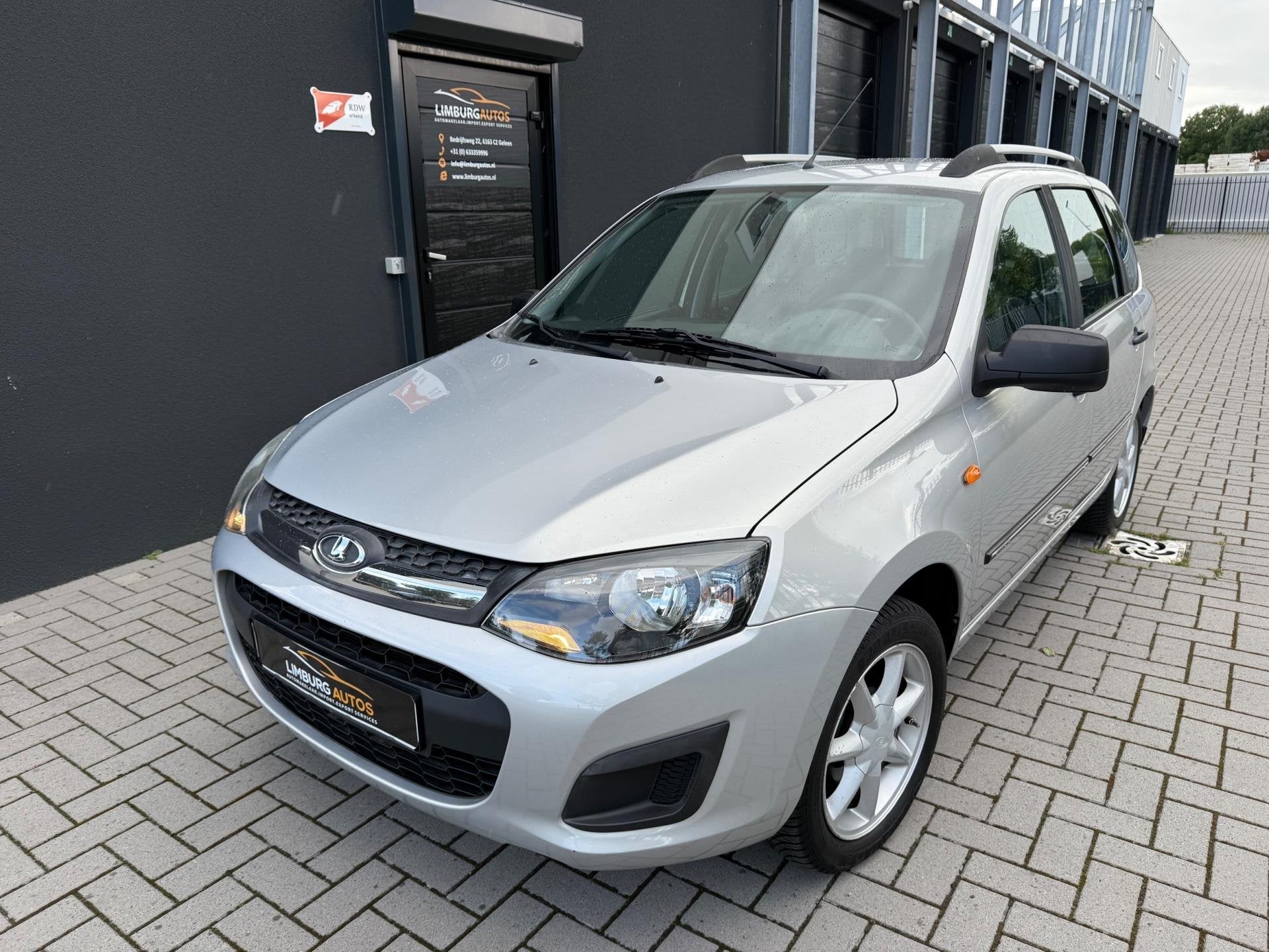 Lada Kalina 2194 Airco Elek Ramen Stoelverwarming! LPG, Auto's, Stof, Gebruikt, Zwart, 4 cilinders