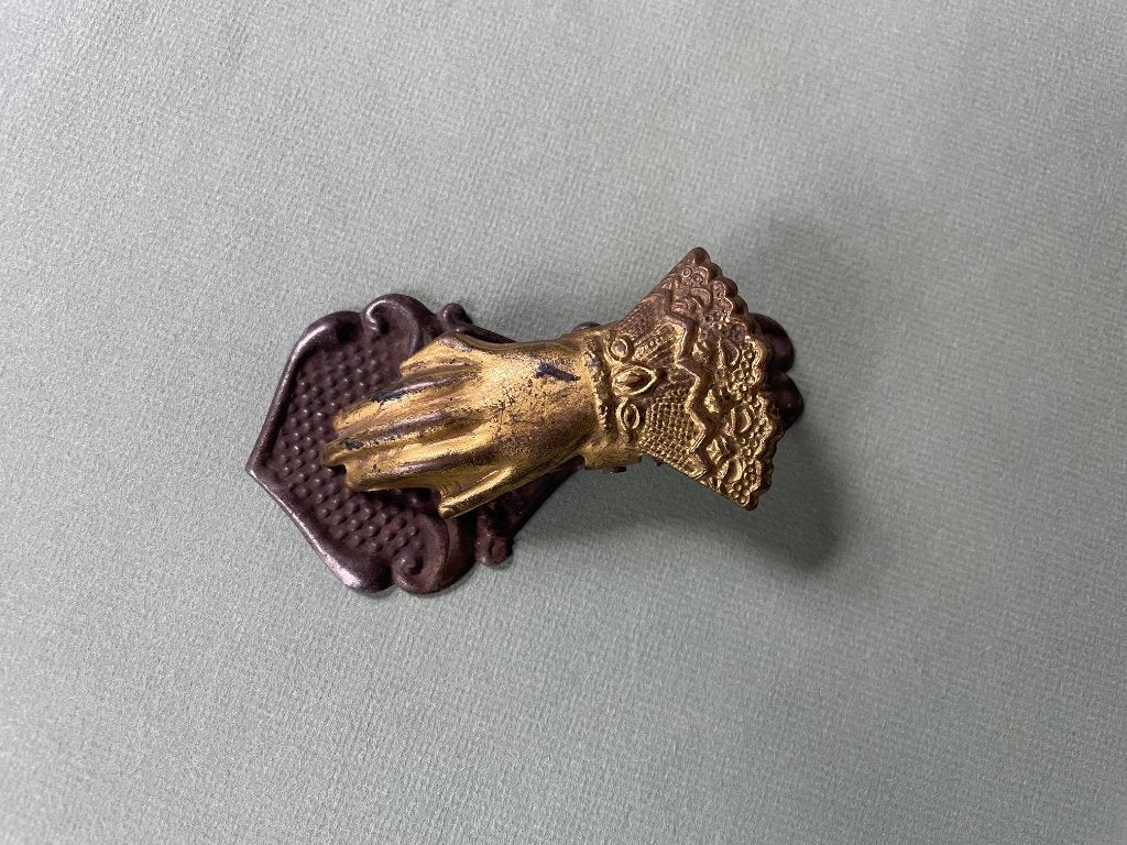 Antieke brievenklem in de vorm van een handje omstreeks 1900, Ophalen of Verzenden