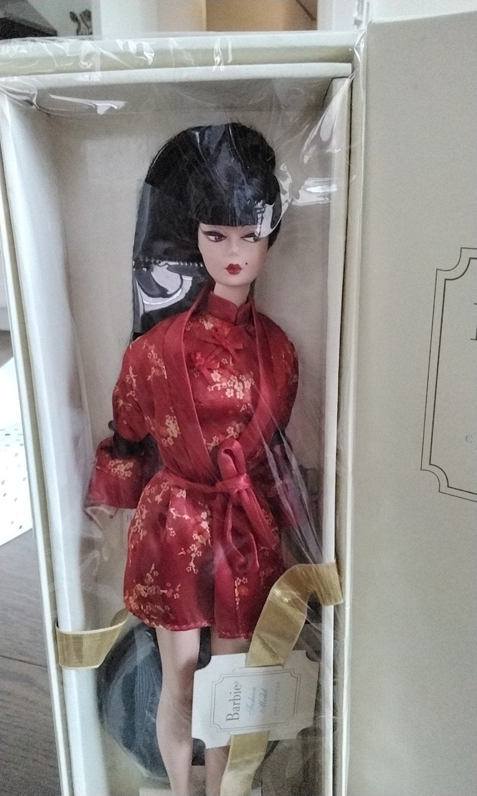 Barbie silkstone  Fashion Model Collection - Red Moon Barbie, Verzamelen, Poppen, Ophalen of Verzenden, Nieuw