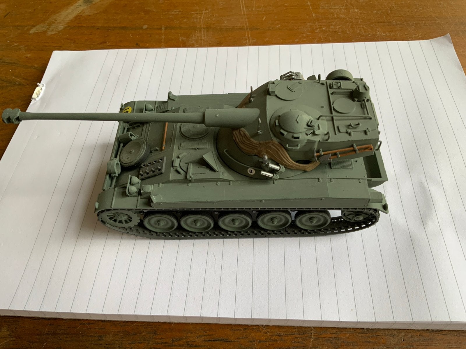 Gebouwd model AMX 13, Verzenden, Zo goed als nieuw, 1:35 tot 1:50