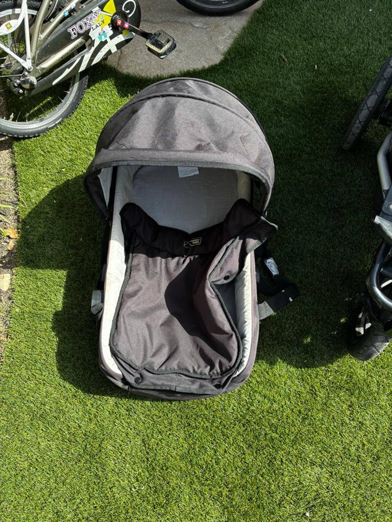 Mountain Buggy: Ideaal voor boswandelingen met grote wielen, Gebruikt, Luchtbanden, Ophalen, Kinderwagen